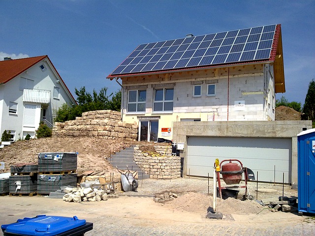 residential solar work site